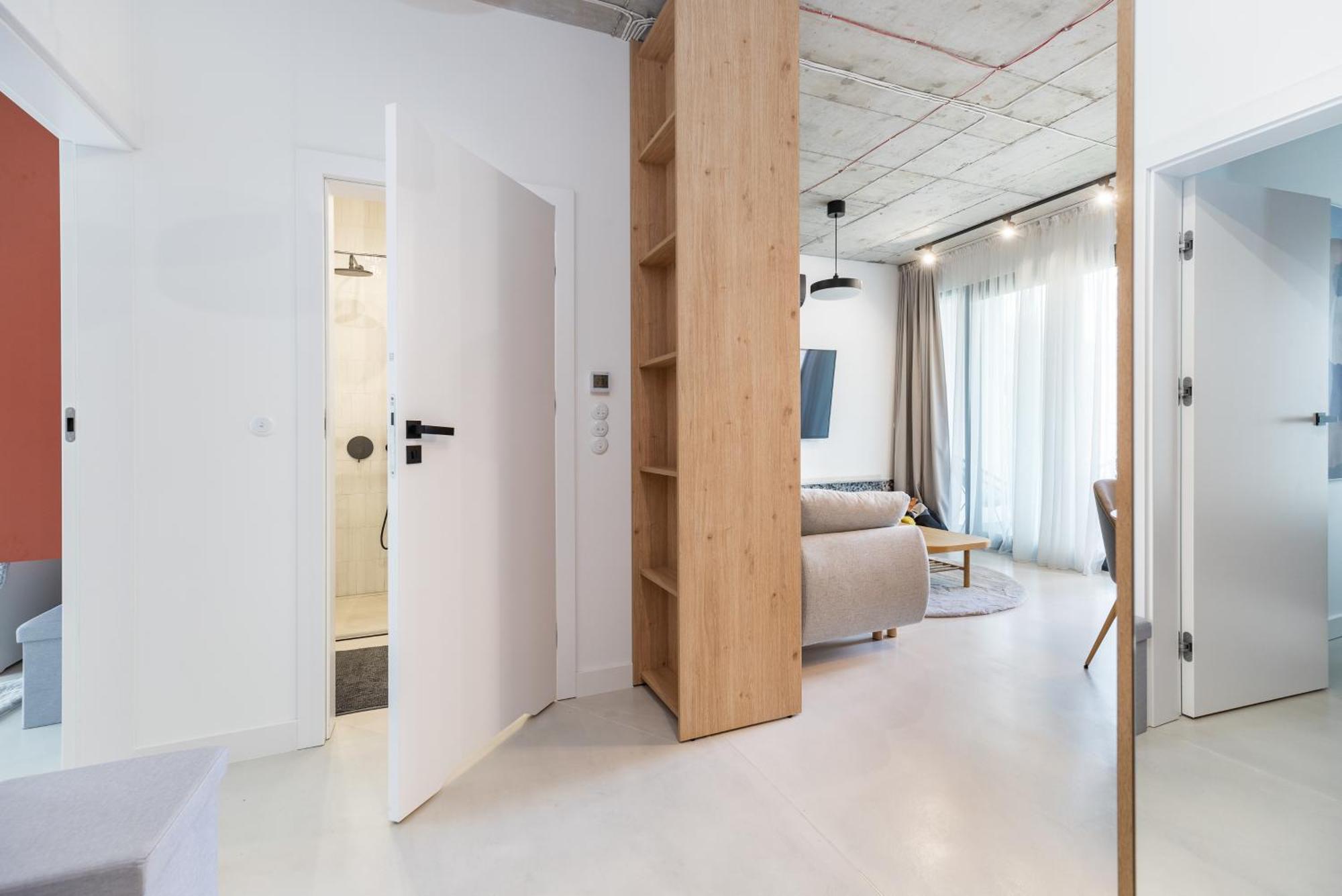 Lakeside Apartment